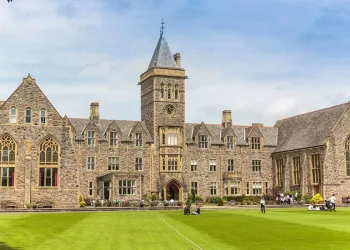 Taunton School International