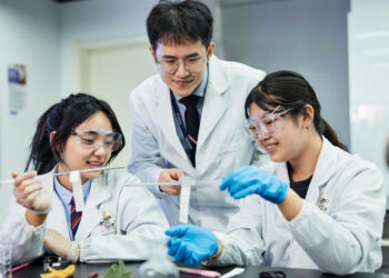 宁波鄞州赫德实验学校