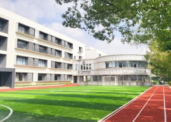 上海常青藤学院